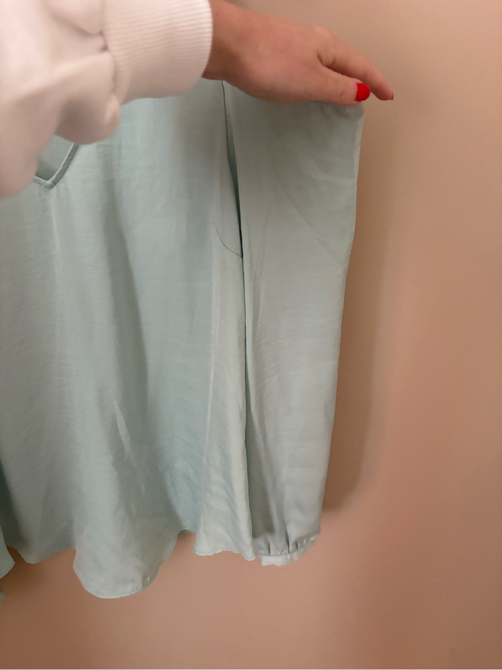 Cold-Shoulder V-Neck Top in Light Aqua Sz M - Picture 4 of 12